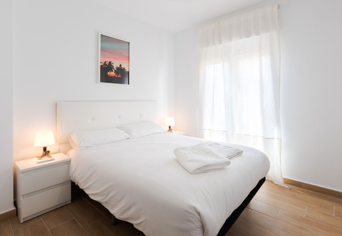 Apartamento en Rincón de la Victoria - Wintowinrentals Frontline beach apartment in Rincón de la Victoria