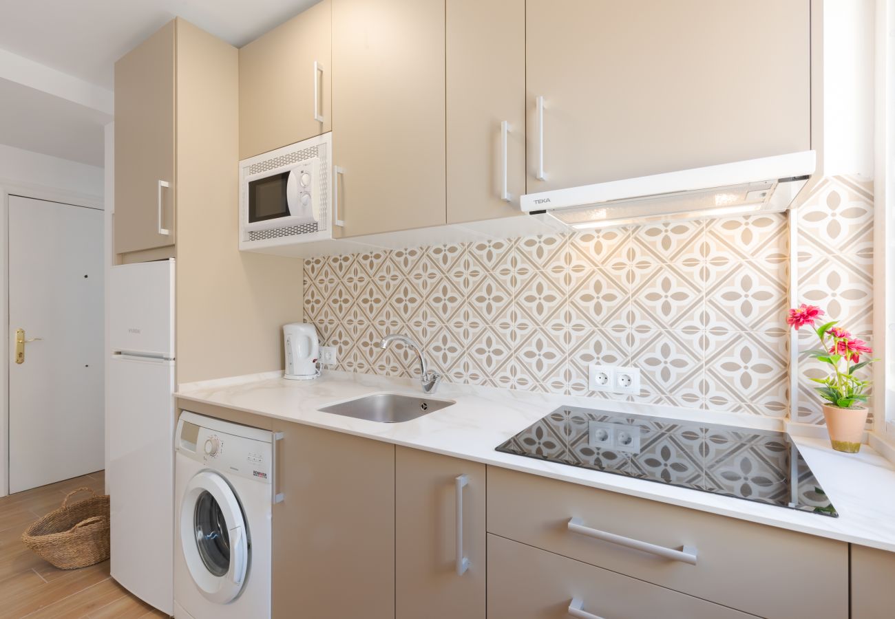 Apartamento en Rincón de la Victoria - Wintowinrentals Frontline beach apartment in Rincón de la Victoria