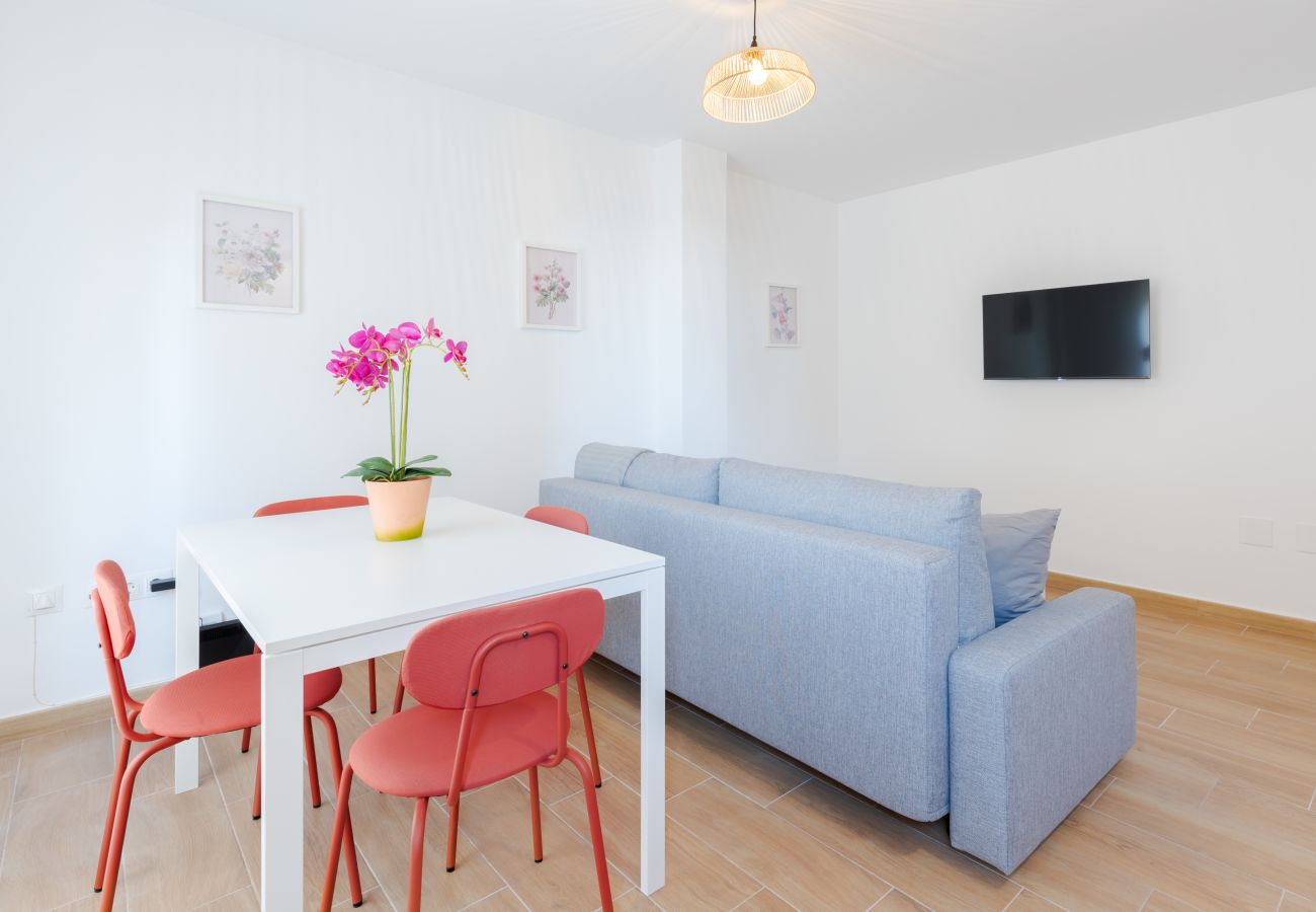 Apartamento en Rincón de la Victoria - Wintowinrentals Frontline beach apartment in Rincón de la Victoria