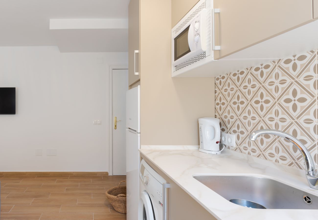 Apartamento en Rincón de la Victoria - Wintowinrentals Frontline beach apartment in Rincón de la Victoria
