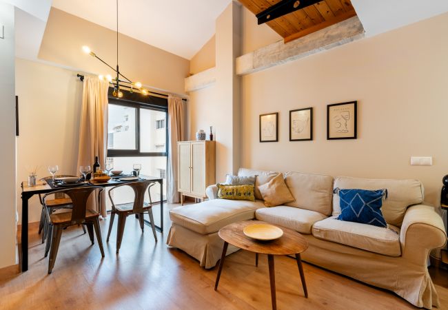 Apartamento en Málaga - WintowinRentals Cozy newly renovated apartment in Malaga Apartamento en Málaga - WintowinRentals Cozy newly renovated apartment in Malaga