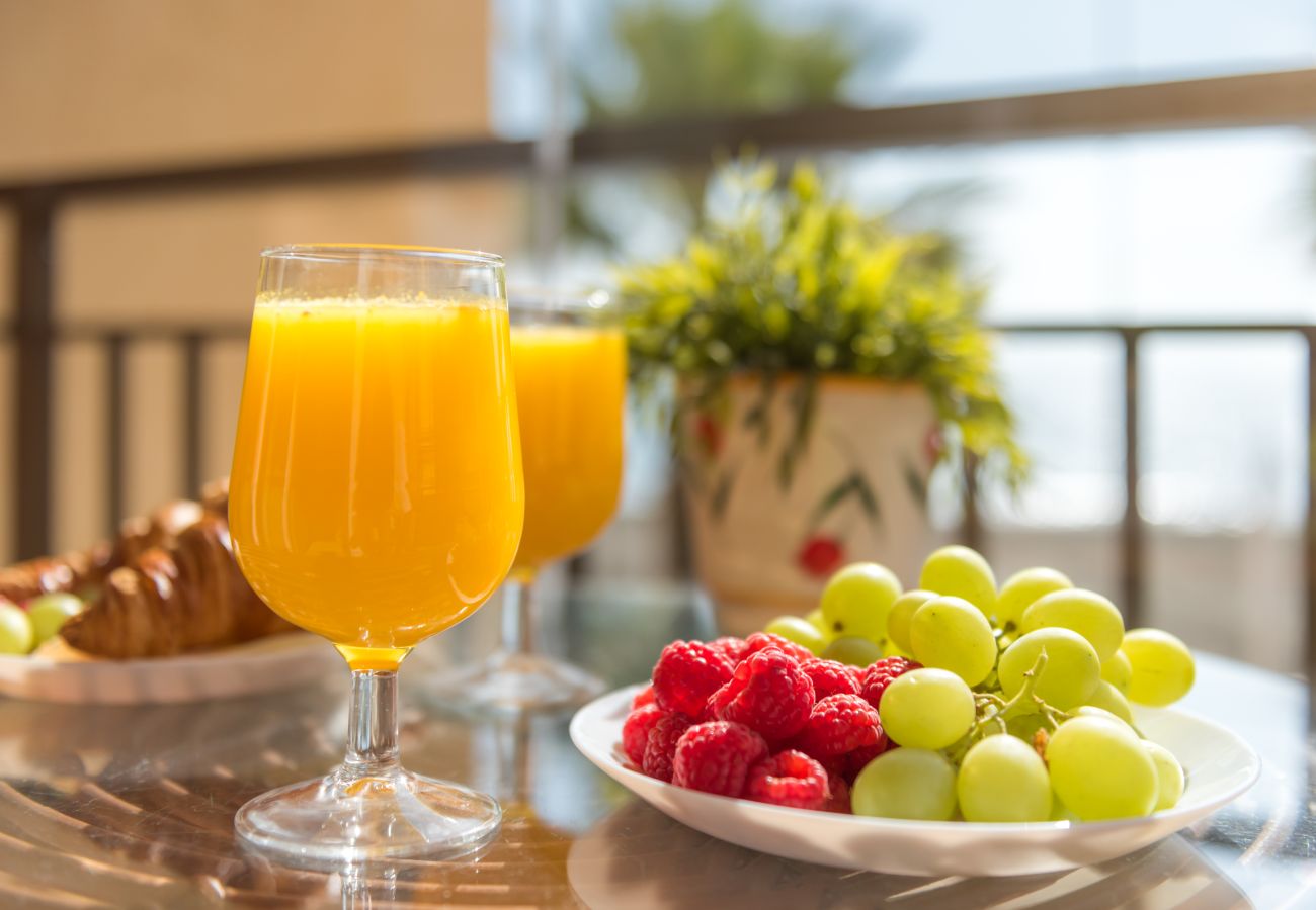 Apartamento en Rincón de la Victoria - WintowinRentals Spectacular Sea Views on the Beachfront