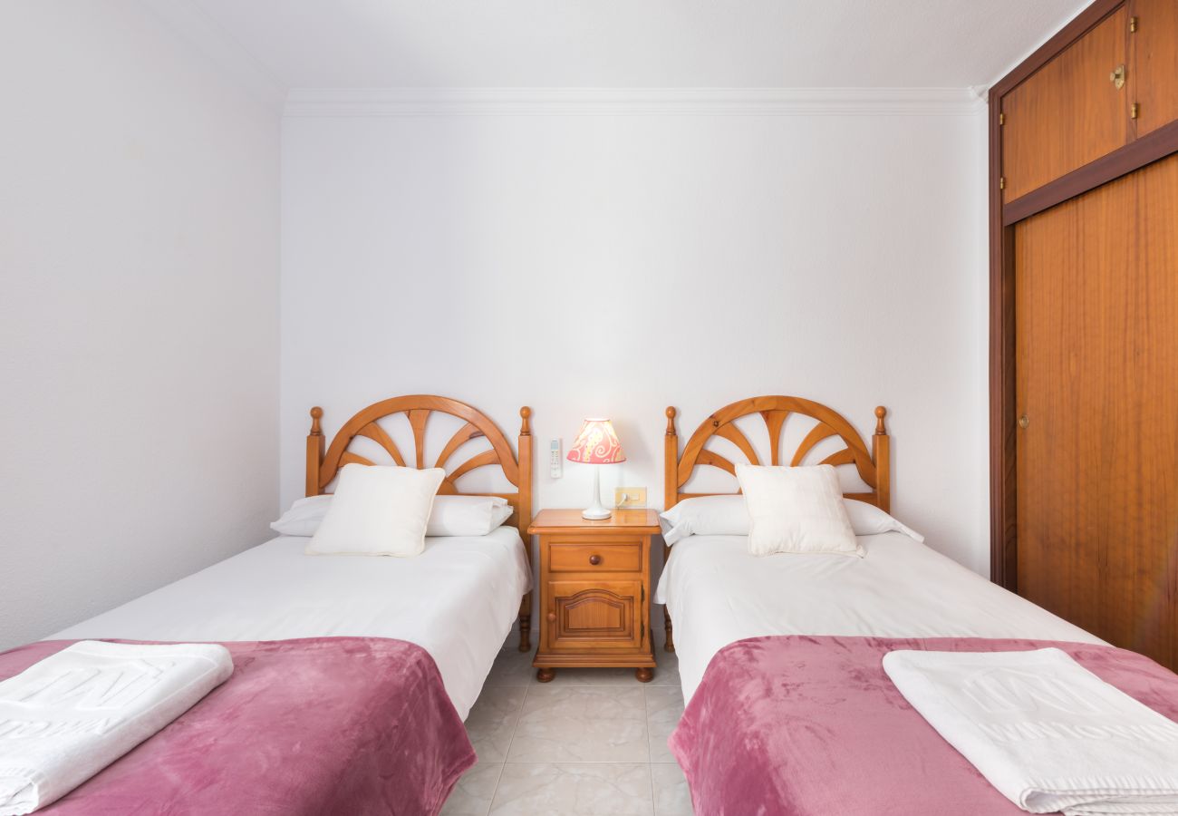 Apartamento en Rincón de la Victoria - WintowinRentals Spectacular Sea Views on the Beachfront