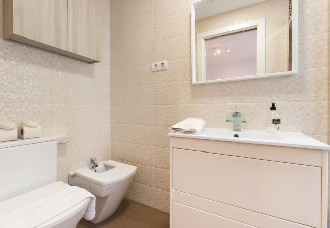 Apartamento en Málaga - WintowinRentals Apartamento moderno, completamente equipado y bien conectado en Málag Apartamento en Málaga - WintowinRentals Apartamento moderno, completamente equipado y bien conectado en Málag