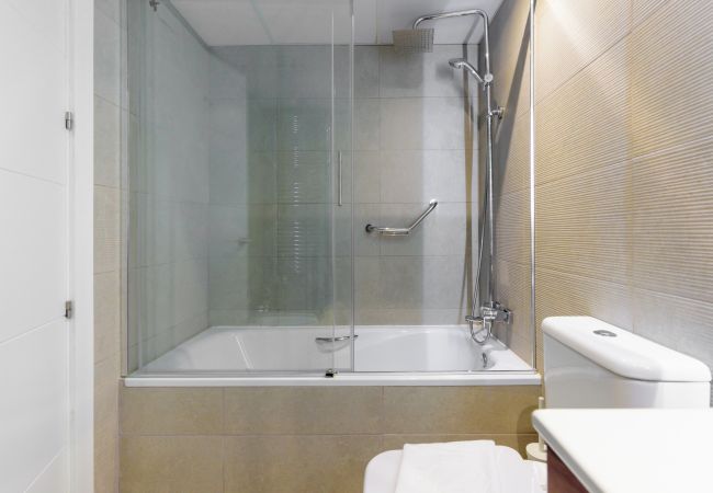 Apartamento en Málaga - WintowinRentals Twin Charm Málaga Centro: Encanto y Confort junto al Casco Antiguo Apartamento en Málaga - WintowinRentals Twin Charm Málaga Centro: Encanto y Confort junto al Casco Antiguo