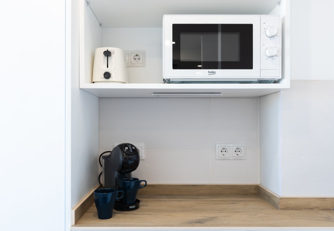 Apartamento en Torremolinos - WintowinRentals Private Apartment in Ocean House with Sea Views