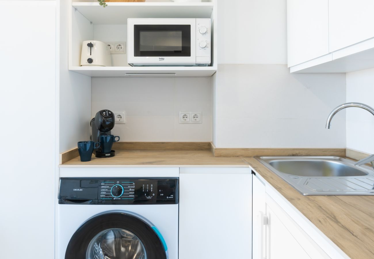 Apartamento en Torremolinos - WintowinRentals Private Apartment in Ocean House with Sea Views