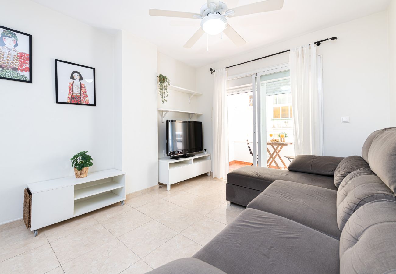 Apartamento en Rincón de la Victoria - Wintowinrentals Urban Rincón · Acogedor y Céntrico junto a la Playa