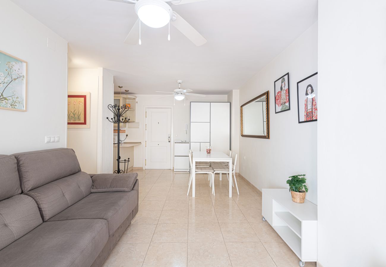 Apartamento en Rincón de la Victoria - Wintowinrentals Urban Rincón · Acogedor y Céntrico junto a la Playa