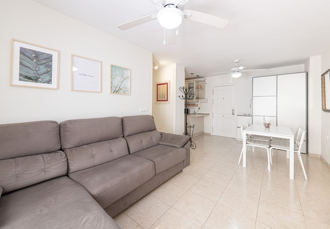 Apartamento en Rincón de la Victoria - Wintowinrentals Urban Rincón · Acogedor y Céntrico junto a la Playa