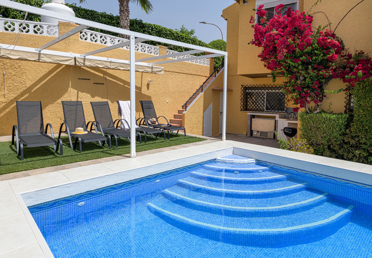 Casa en Rincón de la Victoria - WintowinRentals Casa con piscina privada en Rincón