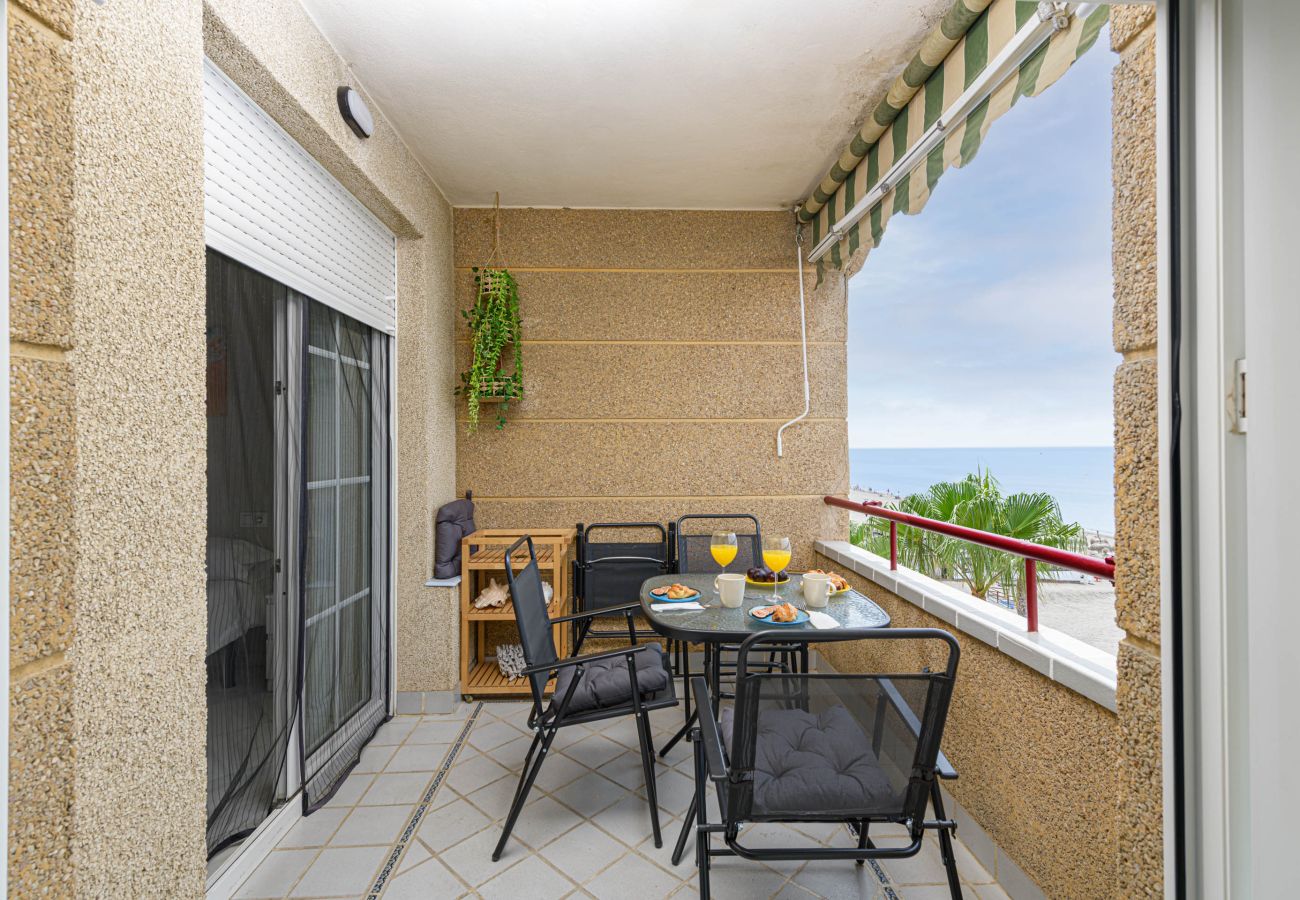 Apartamento en Rincón de la Victoria - WintowinRentals Apartamento frente al mar con vistas espectaculares
