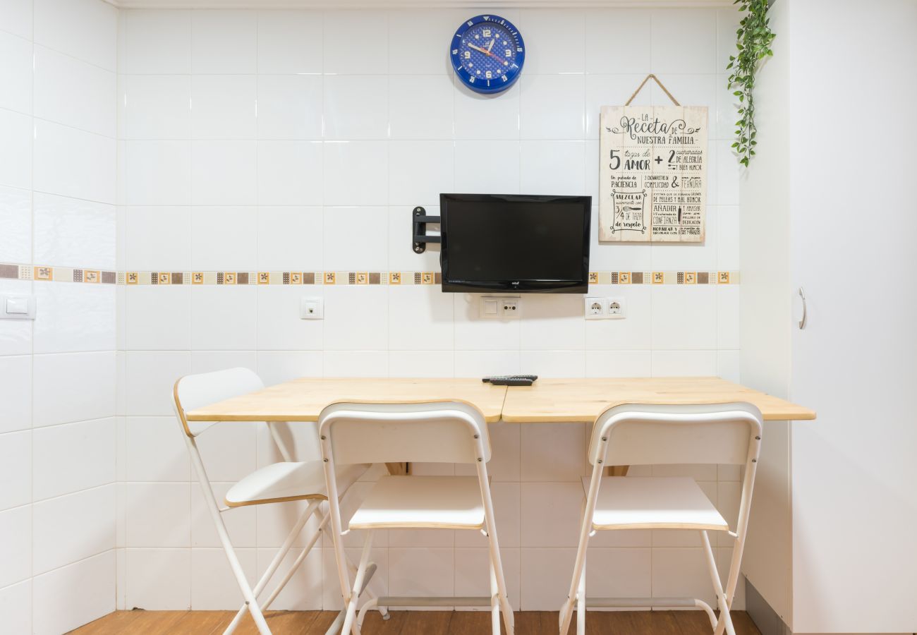 Apartamento en Rincón de la Victoria - WintowinRentals · Ubicación perfecta con Terraza, Piscina y Parking en Rincón de la Victoria