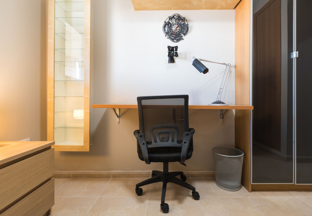 Apartamento en Rincón de la Victoria - WintowinRentals · Ubicación perfecta con Terraza, Piscina y Parking en Rincón de la Victoria