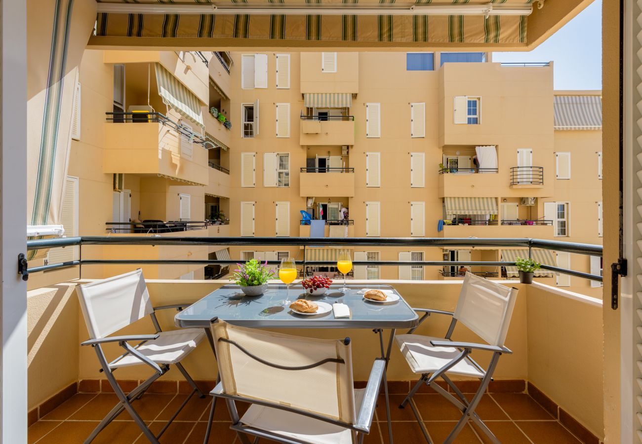 Apartamento en Benajarafe - WintowinRentals VistaMar Benajarafe – Playa y Piscina