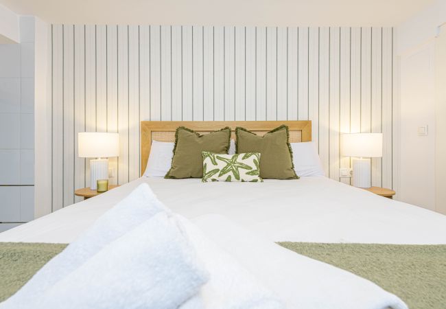 Apartamento en Málaga - WintowinRentals Loft reformado con garaje junto a la playa de Huelin Apartamento en Málaga - WintowinRentals Loft reformado con garaje junto a la playa de Huelin