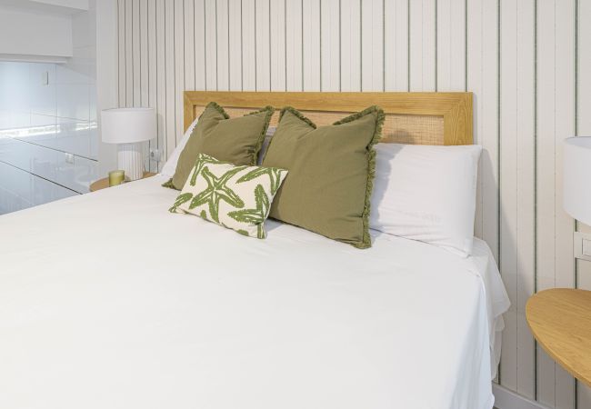 Apartamento en Málaga - WintowinRentals Loft reformado con garaje junto a la playa de Huelin Apartamento en Málaga - WintowinRentals Loft reformado con garaje junto a la playa de Huelin