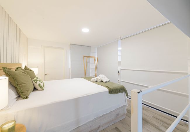 Apartamento en Málaga - WintowinRentals Loft reformado con garaje junto a la playa de Huelin Apartamento en Málaga - WintowinRentals Loft reformado con garaje junto a la playa de Huelin