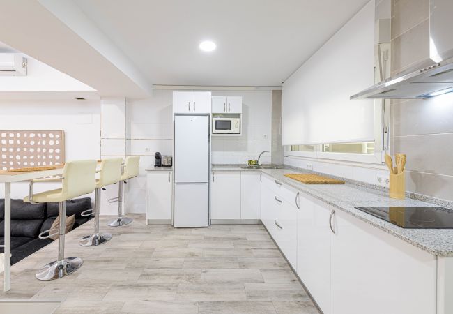 Apartamento en Málaga - WintowinRentals Loft reformado con garaje junto a la playa de Huelin Apartamento en Málaga - WintowinRentals Loft reformado con garaje junto a la playa de Huelin