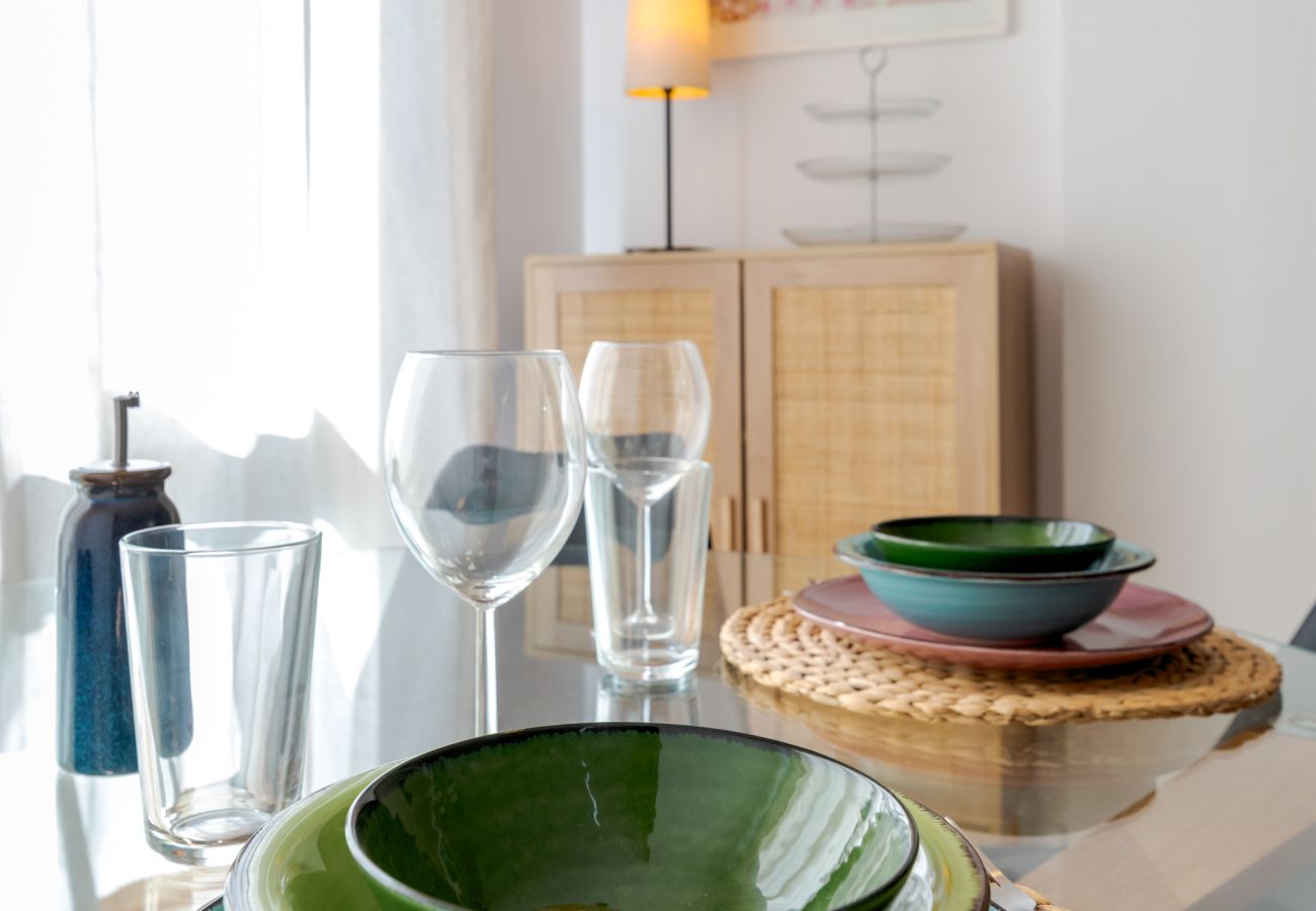 Apartamento en Málaga - WintowinRentals Apartamento moderno con patio interior privado en Málaga