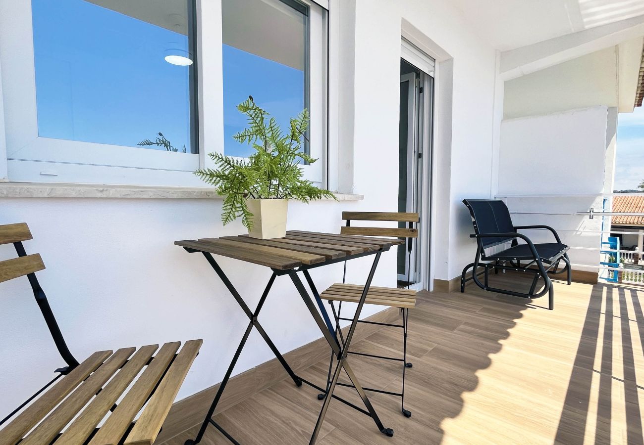 Casa adosada en Rincón de la Victoria - WintowinRentals Exclusivo chalet familiar con terrazas y playa cercana en Torre de Benagalbón