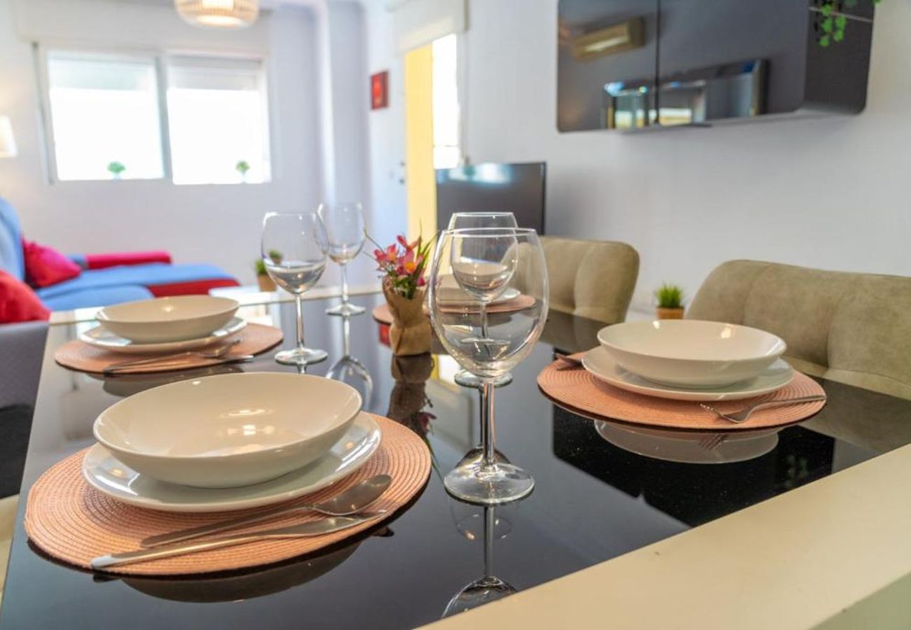 Apartamento en La Cala del Moral - WintowinRentals Terrace, Pool, Parking in Cala del Moral