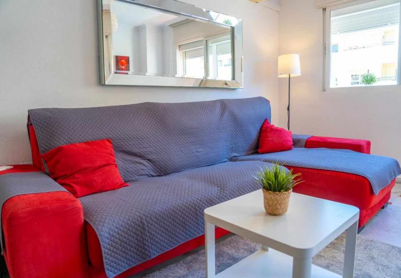 Apartamento en La Cala del Moral - WintowinRentals Terrace, Pool, Parking in Cala del Moral