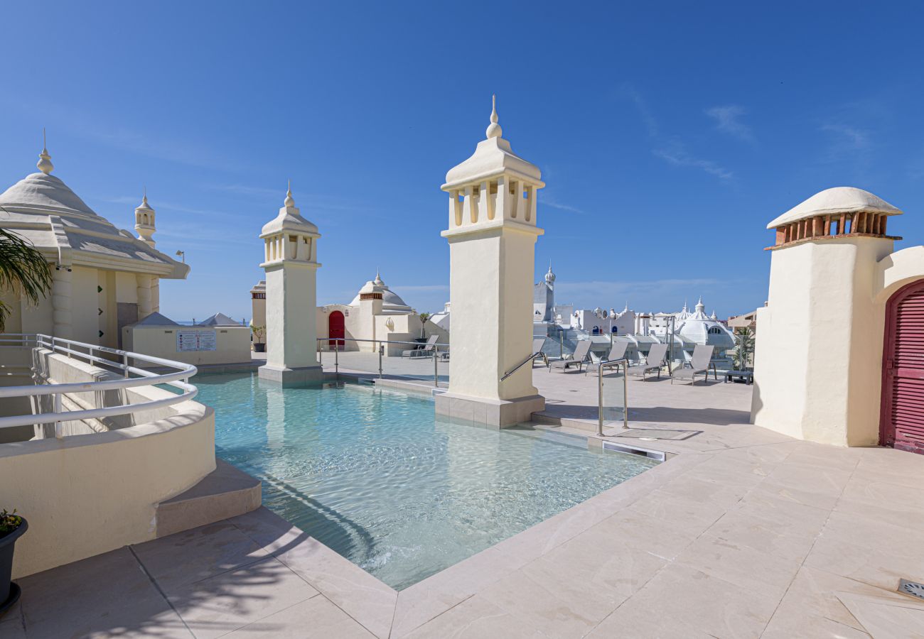 Apartamento en Benalmádena - WintowinRentals Apartamento Premium con Terraza y Vistas Impresionantes en Puerto Marina