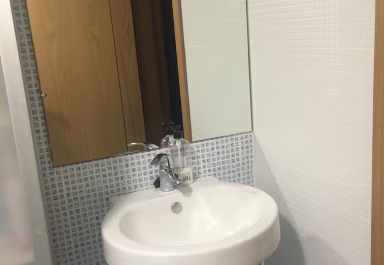 Apartamento en Málaga - WintowinRentals SkyView Teatinos: terraza, luz y vistas en Málaga