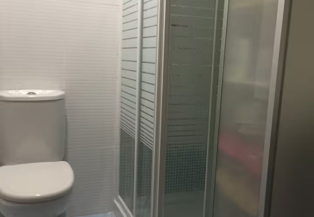 Apartamento en Málaga - WintowinRentals SkyView Teatinos: terraza, luz y vistas en Málaga