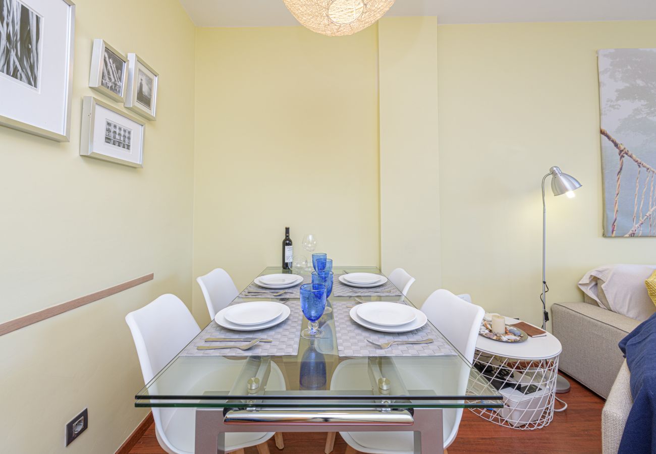 Apartamento en Málaga - WintowinRentals SkyView Teatinos: terraza, luz y vistas en Málaga