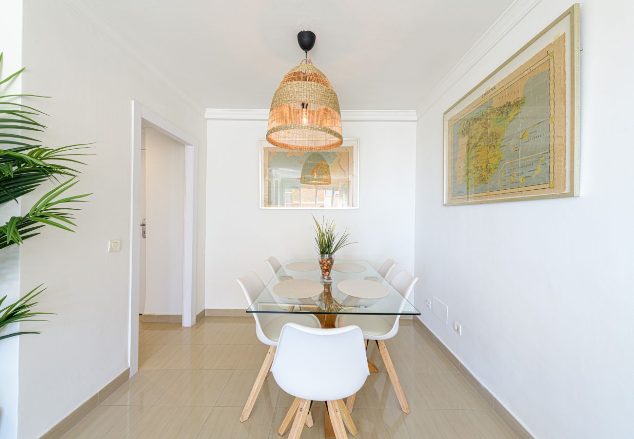Apartamento en Málaga - WintowinRentals Amplio apartamento en Huelin con vistas privilegiadas, parking incluido y cerca de la playa