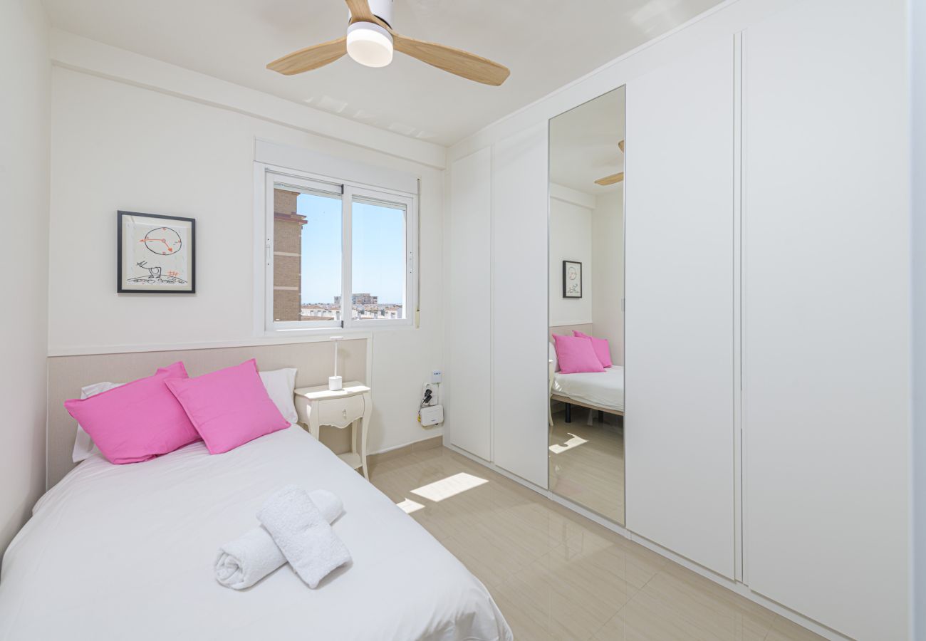 Apartamento en Málaga - WintowinRentals Amplio apartamento en Huelin con vistas privilegiadas, parking incluido y cerca de la playa