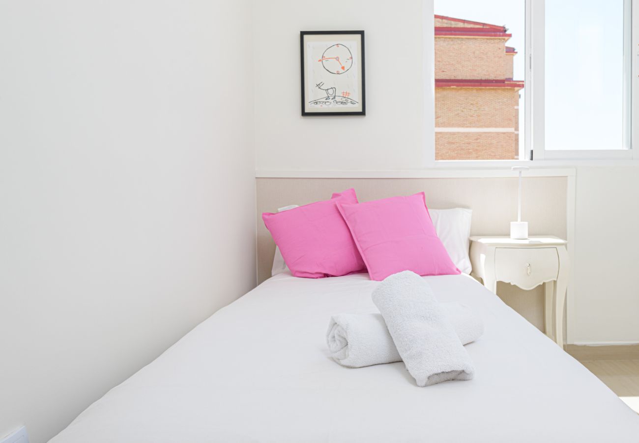 Apartamento en Málaga - WintowinRentals Amplio apartamento en Huelin con vistas privilegiadas, parking incluido y cerca de la playa