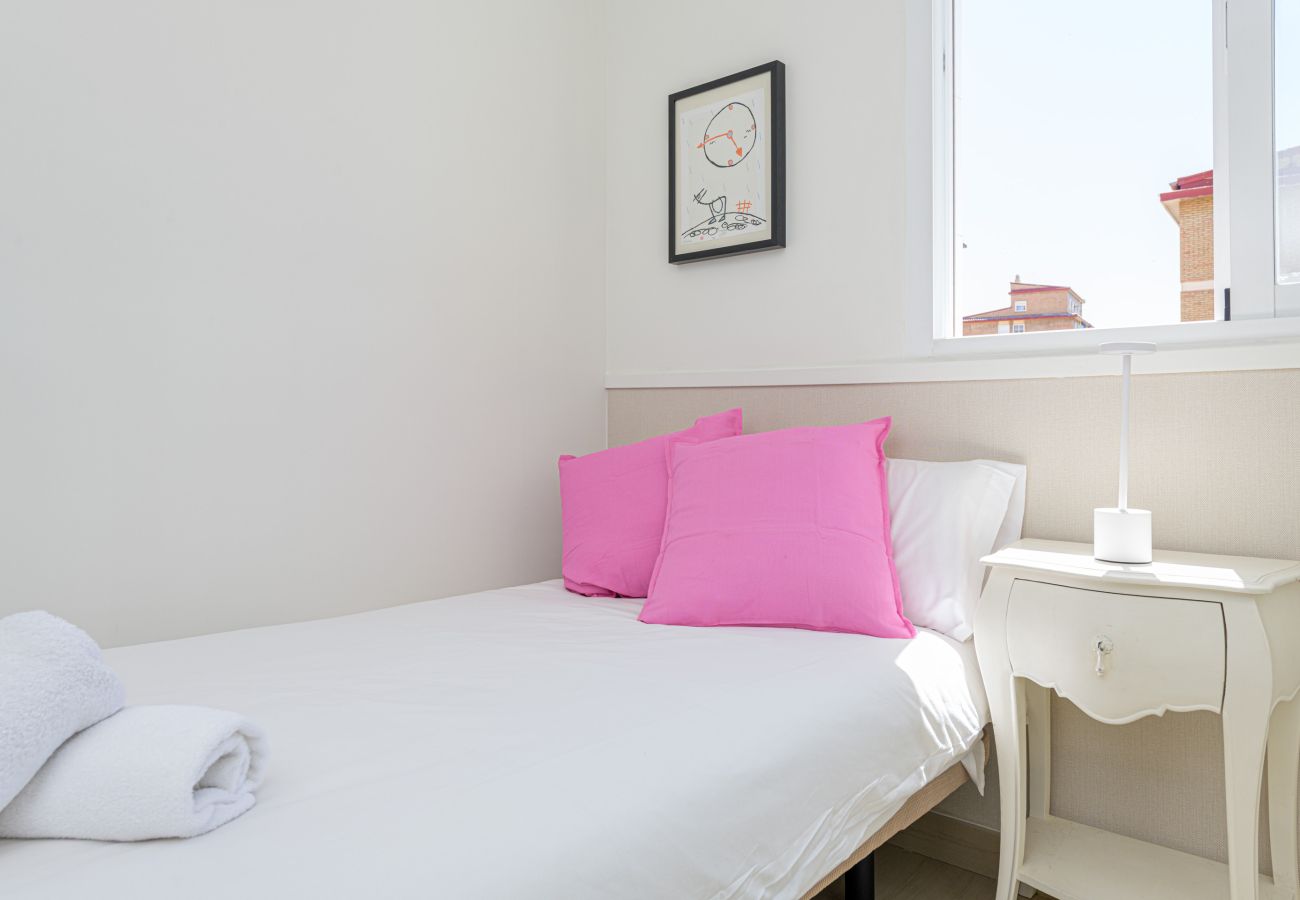 Apartamento en Málaga - WintowinRentals Amplio apartamento en Huelin con vistas privilegiadas, parking incluido y cerca de la playa