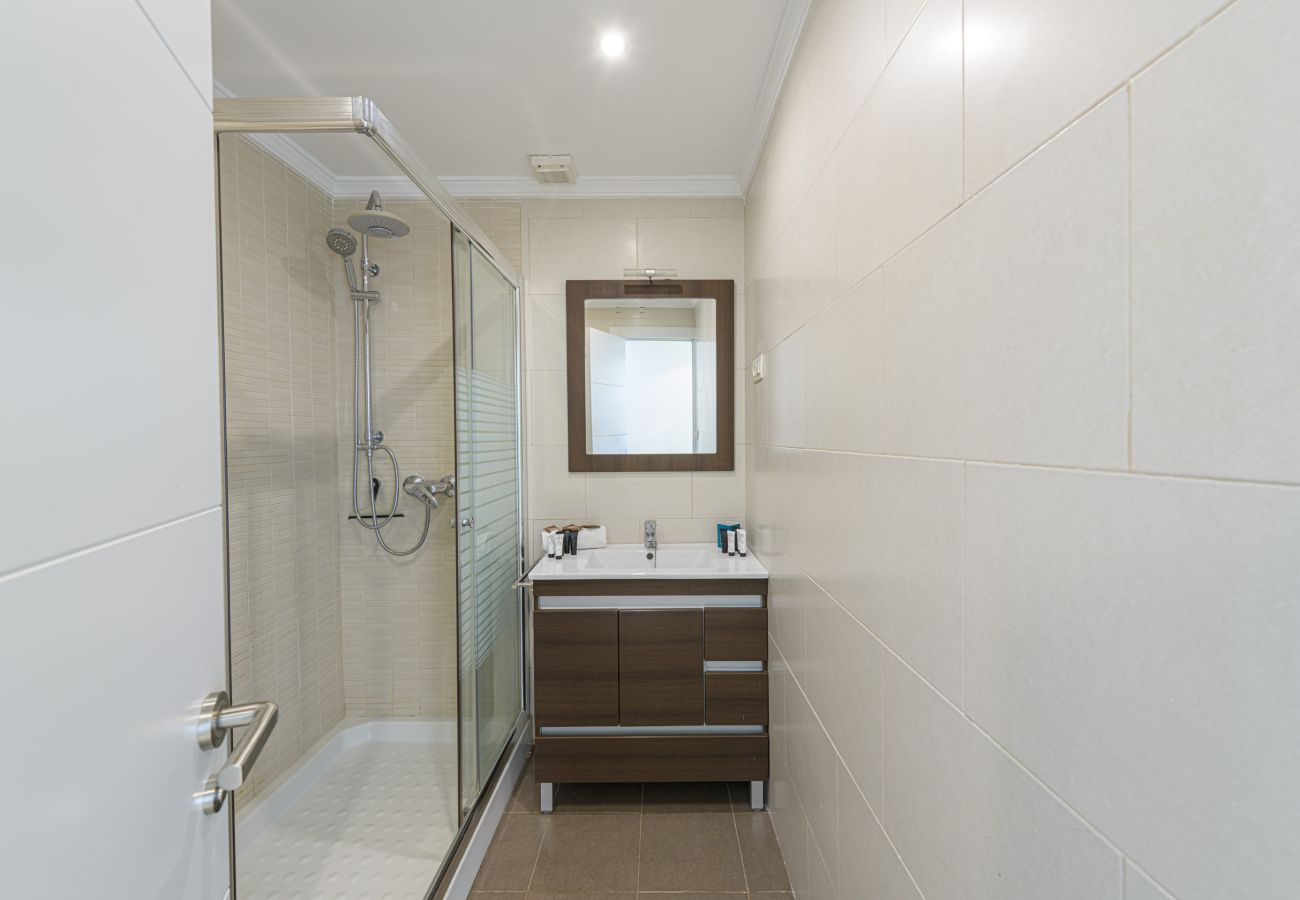 Apartamento en Málaga - WintowinRentals Amplio apartamento en Huelin con vistas privilegiadas, parking incluido y cerca de la playa