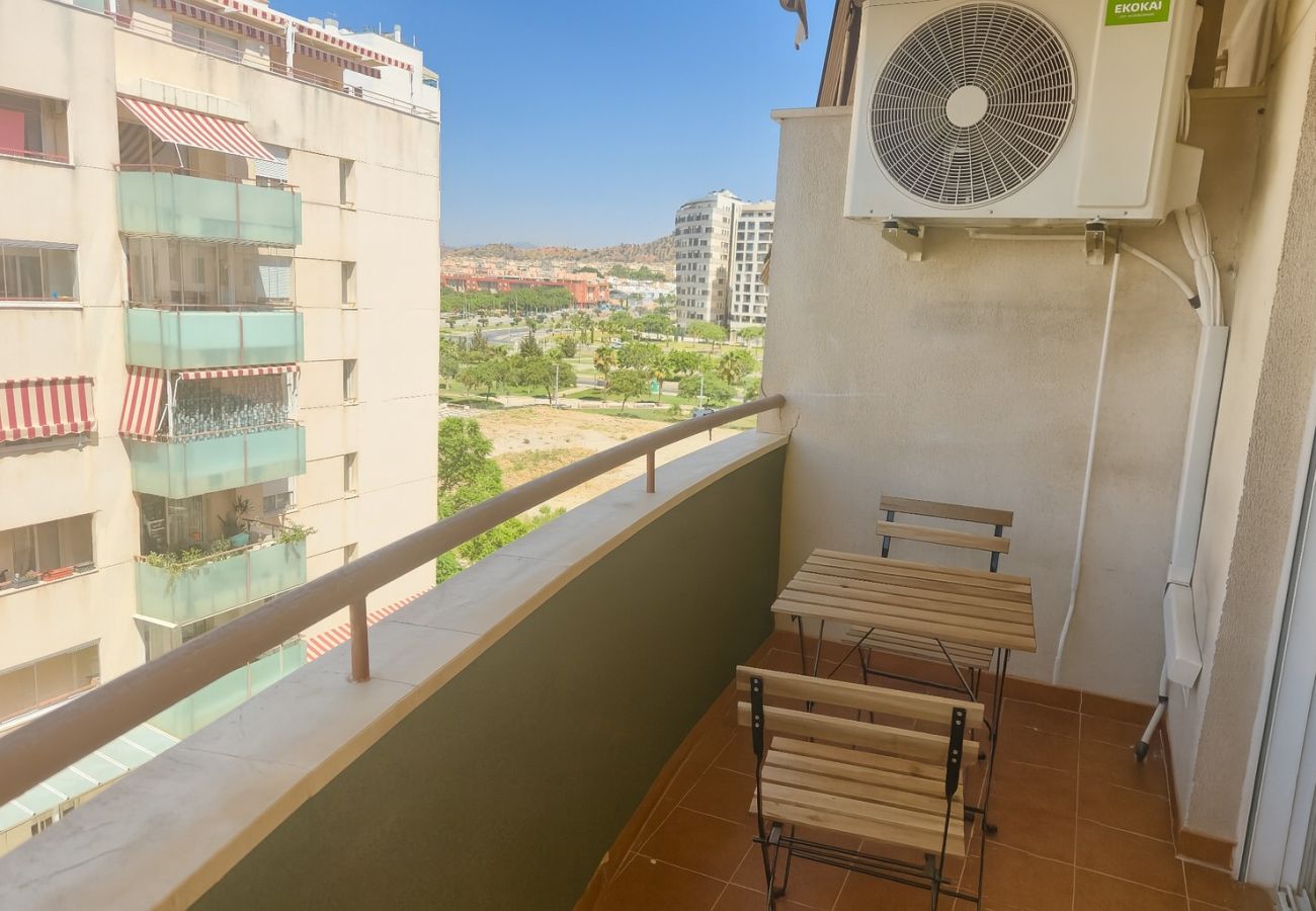 Apartamento en Málaga - WintowinRentals Teatinos, Campus, Piscina y Terraza