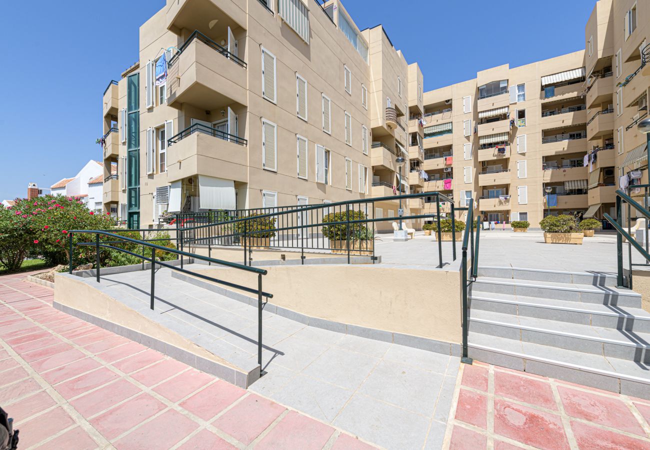 Apartamento en Benajarafe - WintowinRentals Playa Linda Benajarafe Playa y Piscina