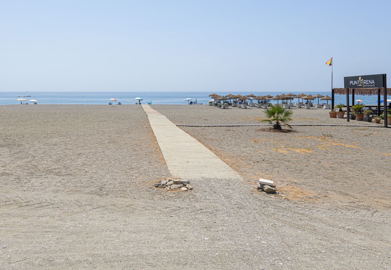 Apartamento en Benajarafe - WintowinRentals Playa Linda Benajarafe Playa y Piscina