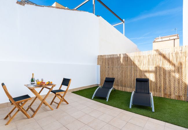 Doppelhaushälfte in Málaga - WintowinRentals Huelin House Terraza Chill out 2