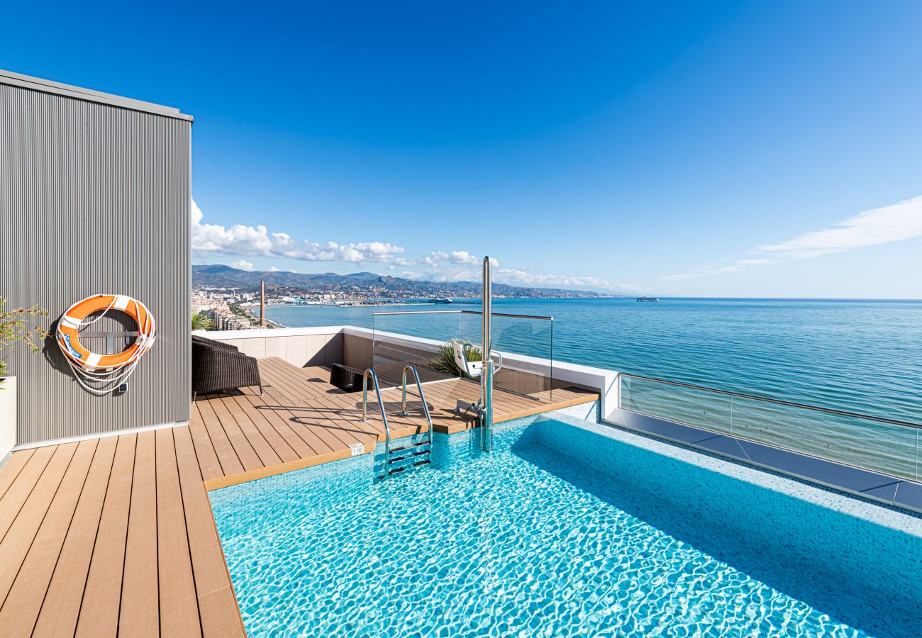 Ferienwohnung in Málaga - LUXUS-APARTMENT IM MALAGA TOWER 8ºA