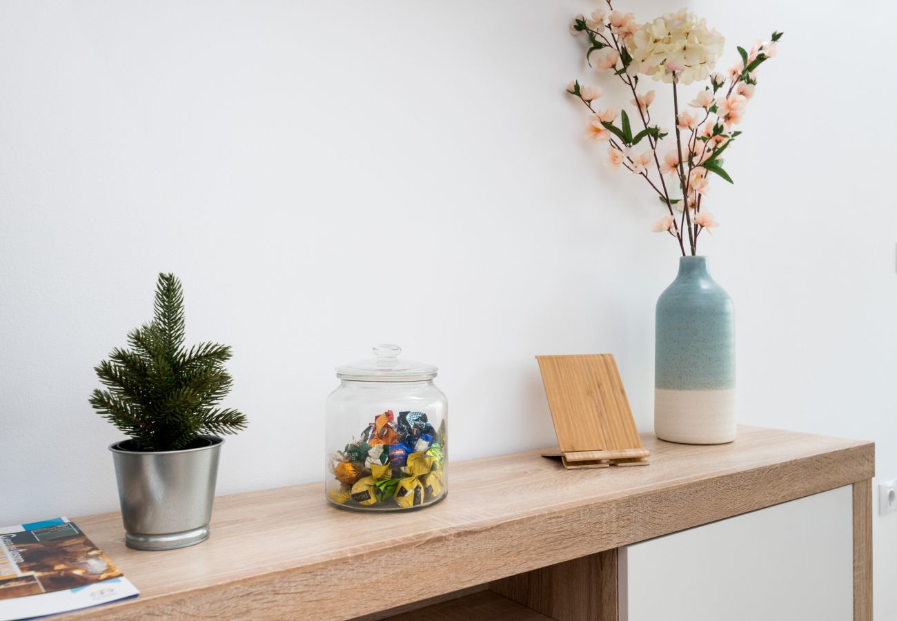 Ferienwohnung in Rincón de la Victoria - WintowinRentals Perfekte Lage, Strand, Pool & Parkplatz.