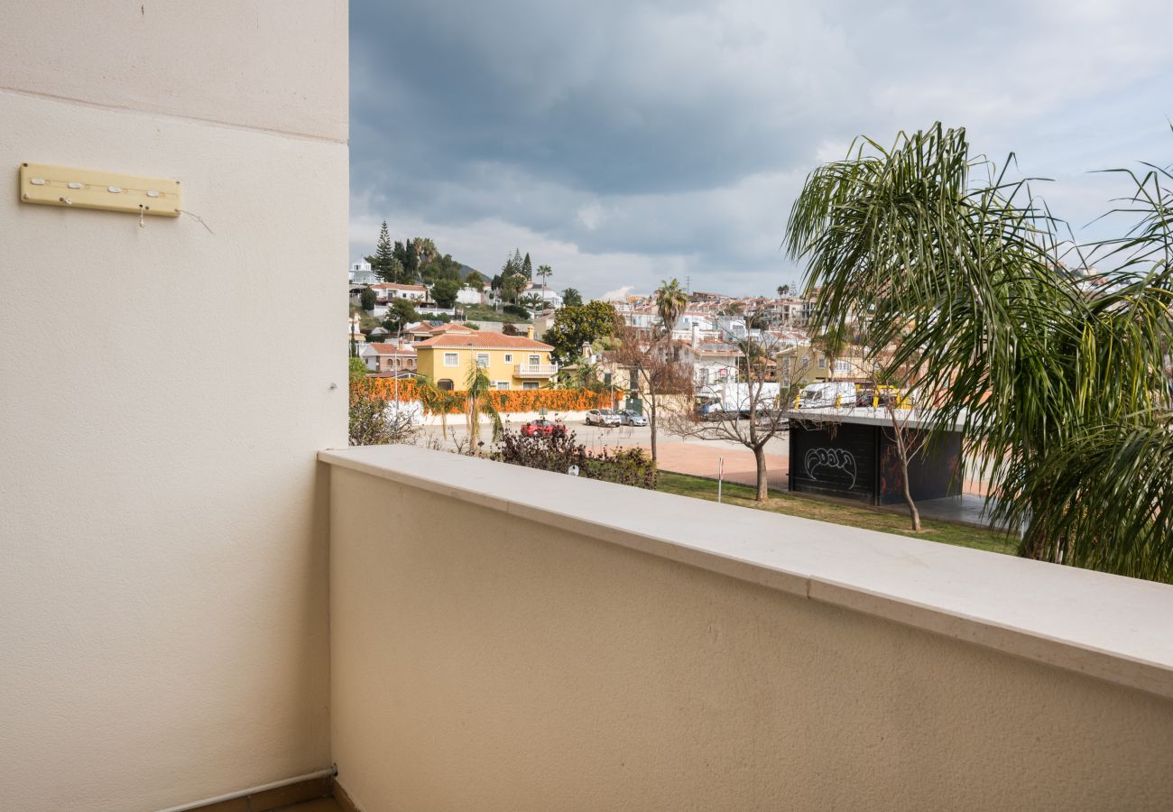 Ferienwohnung in Rincón de la Victoria - WintowinRentals Perfekte Lage, Strand, Pool & Parkplatz.