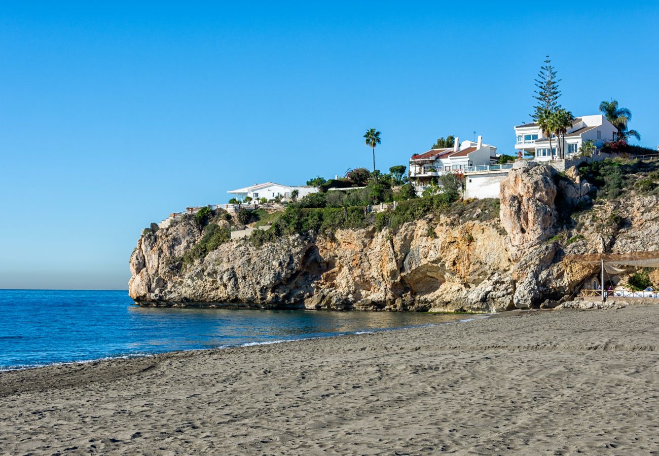 Ferienwohnung in Rincón de la Victoria - WintowinRentals La Posada del Mar 1. Linie Strand.