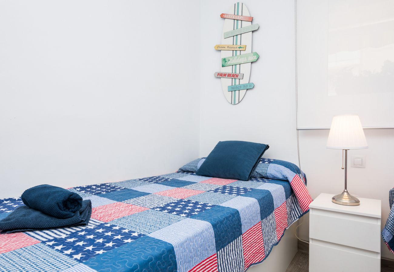 Ferienwohnung in Rincón de la Victoria - ENTSPANNUNG AM MEER, POOL, WIFI A / C.