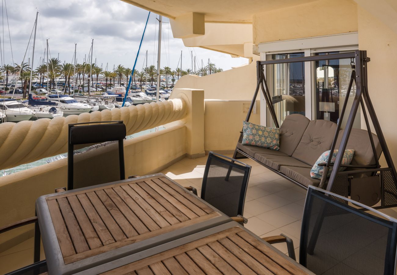 Ferienwohnung in Benalmádena - WintowinRentals Luxus und Meerblick  Puerto Marina.