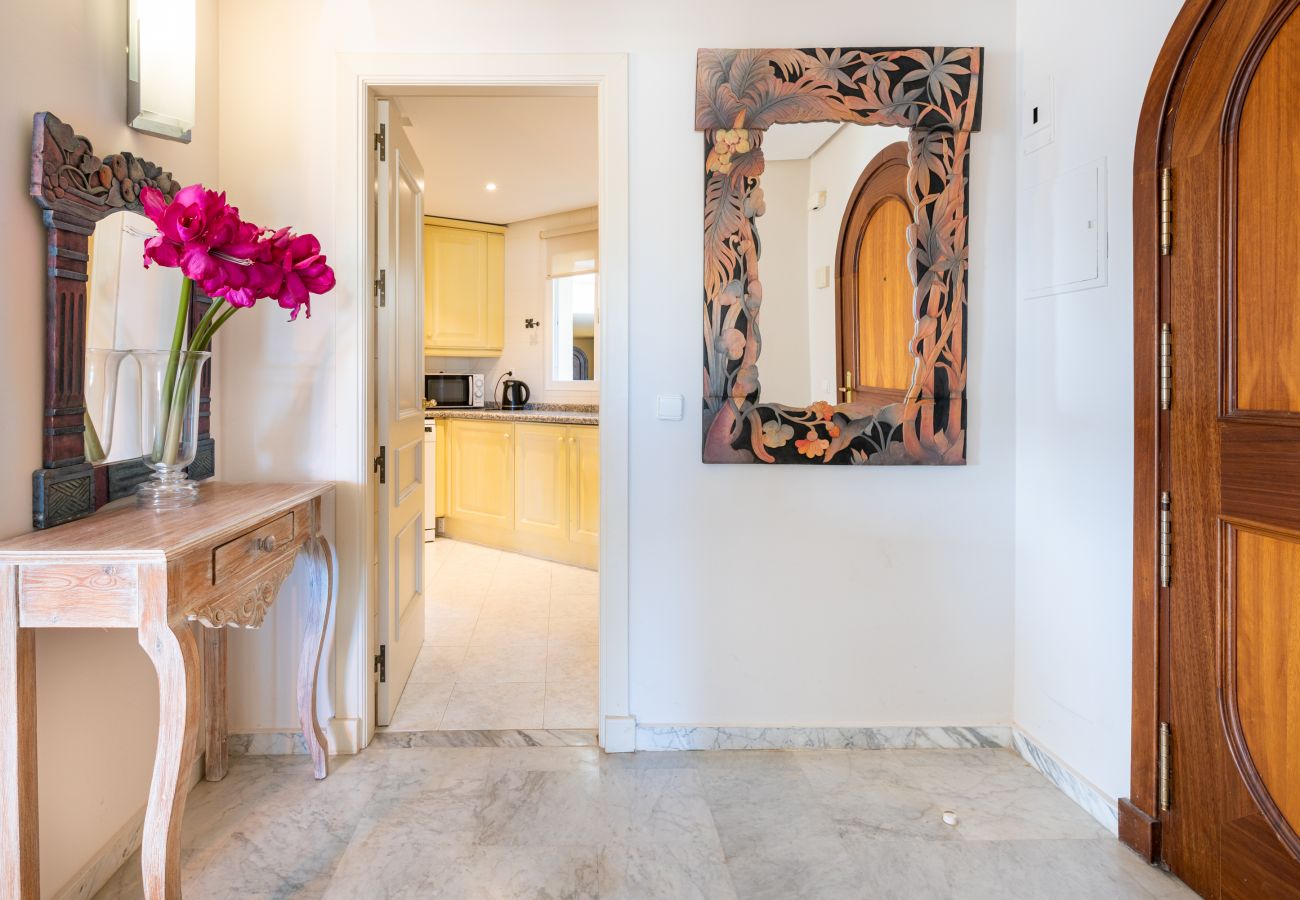 Ferienwohnung in Benalmádena - WintowinRentals Luxus und Meerblick  Puerto Marina.