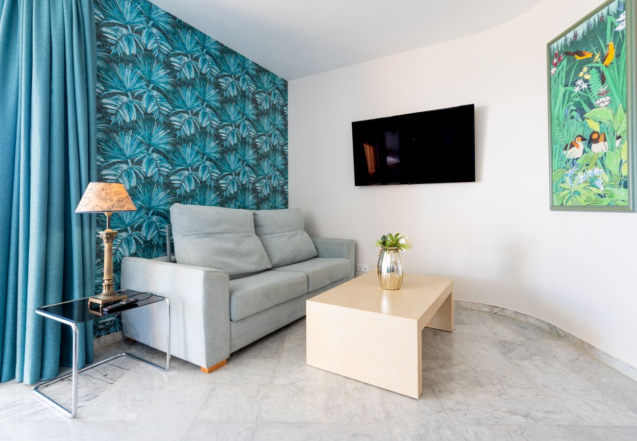 Ferienwohnung in Benalmádena - WintowinRentals Luxus und Meerblick  Puerto Marina.