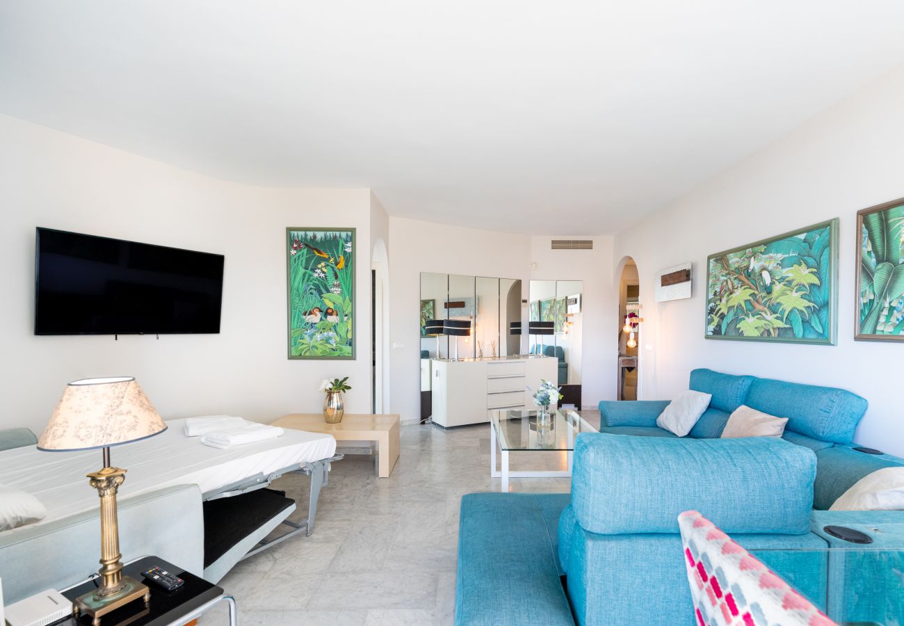 Ferienwohnung in Benalmádena - WintowinRentals Luxus und Meerblick  Puerto Marina.