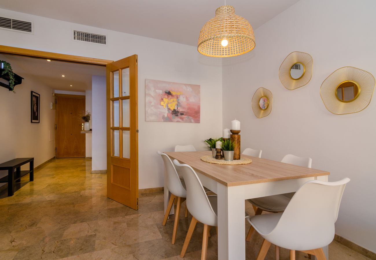 Ferienwohnung in Málaga - WintowinRentals Teatinos, Málaga, Metro & Parking.